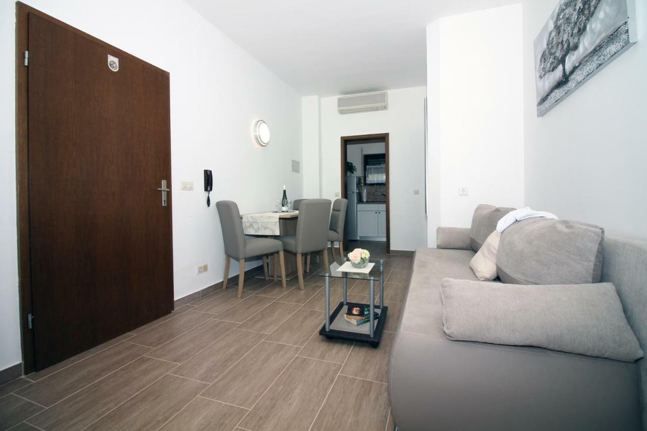 Apartmani Amado/Lozic ซาดาร์ ภายนอก รูปภาพ